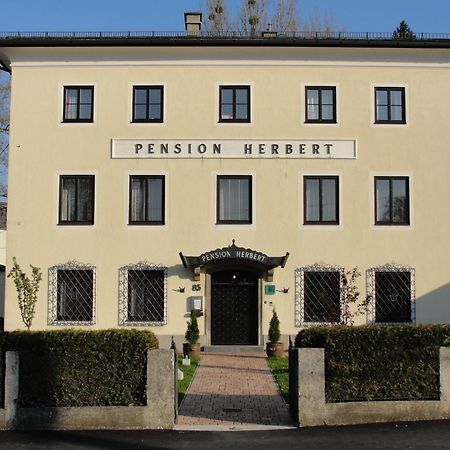 Hotel Pension Herbert Salisburgo Esterno foto