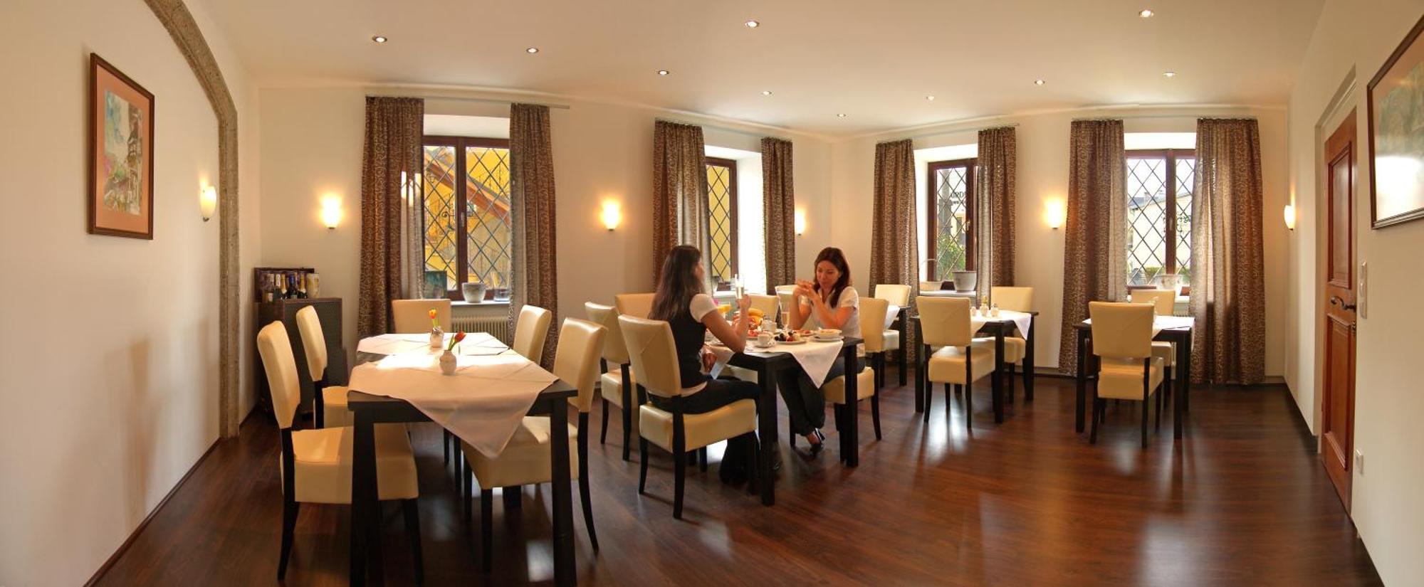 Hotel Pension Herbert Salisburgo Esterno foto